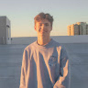 Meet your Posher, Bence